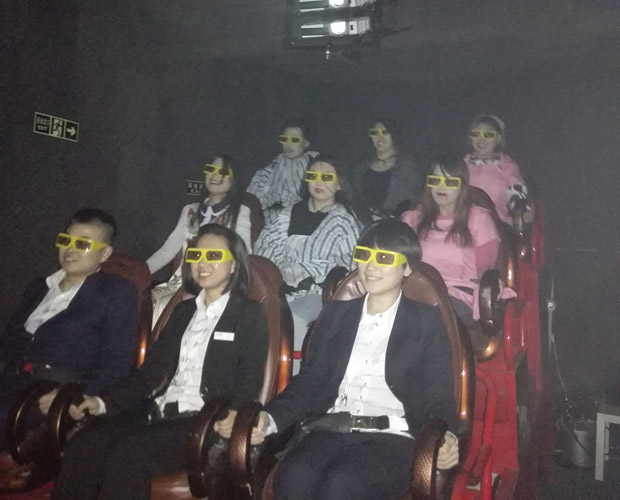 東坡VR地震小型5D影院